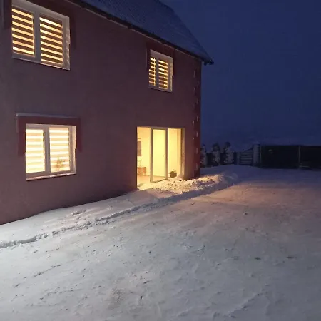 на краю світу Lodge Mel'nychne