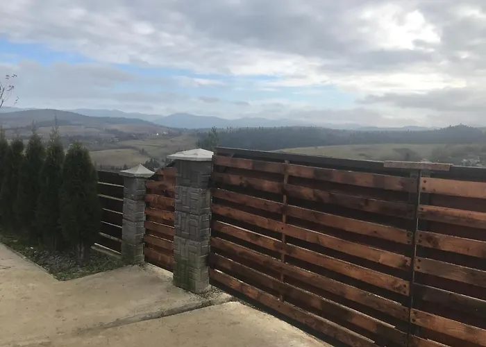 Orman Evi на краю світу Mel'nychne