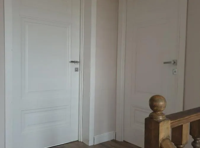 Orman Evi на краю світу Mel'nychne